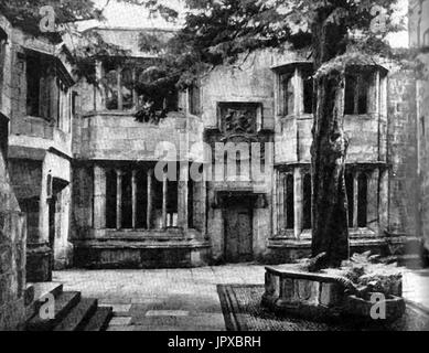 Skipton Castle Courtyard, North Yorkshire -1940's Foto Stock