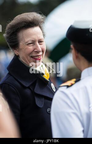 Edinburgh, Regno Unito. 2 agosto, 2017. La Princess Royal Princess Anne hanno partecipato alla prova finale del Royal Edinburgh Tattoo militare a Redford Caserma a Edimburgo. Credito: ricca di Dyson/Alamy Live News Foto Stock