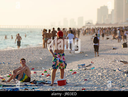La pausa di primavera su Panama City Beach, Florida. 2011 Foto Stock