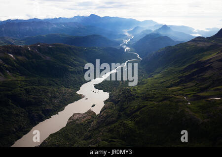 Wosnesenski lago nel Kenai Mountains, Kachemak Bay State Park; Alaska, Stati Uniti d'America Foto Stock