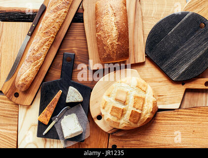 Schede di cucina, schede di pane, taglieri, Foto Stock