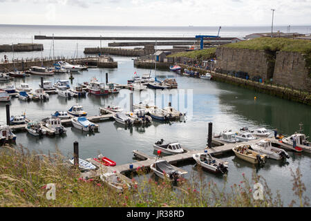 Seaham Harbour Marina, Seaham, County Durham, England, Regno Unito Foto Stock