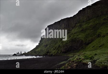 Mattino Nuvoloso in Vik, Islanda Foto Stock