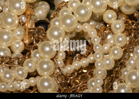 Bigiotteria collana di perle Foto Stock