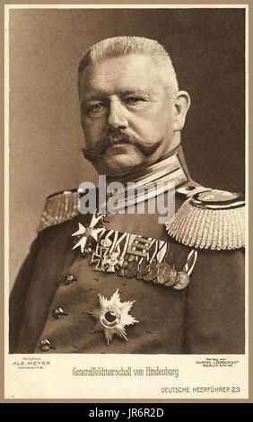 General FeldMarschall von Hindenburg gazzetta ritratto in studio Ludwig Hans Anton von Beneckendorff und von Hindenburg secondo Presidente del Reich tedesco Repubblica di Weimar è riuscito di Adolf Hitler Foto Stock