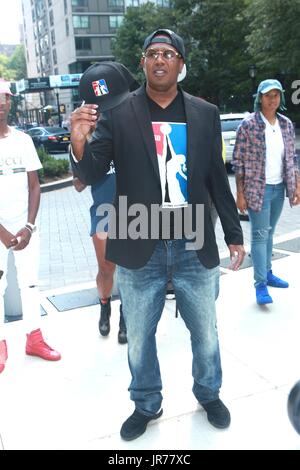 New York, NY, STATI UNITI D'AMERICA. Il 3° agosto 2017. Master P visto il 3 agosto 2017 a New York City. Credito: Diego Corredor/media/punzone Alamy Live News Foto Stock