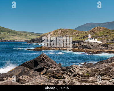 Valentia Island Lighthouse nel lontano l'Irlanda occidentale Foto Stock