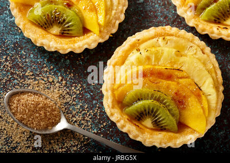 Tropical crostate di frutta Foto Stock