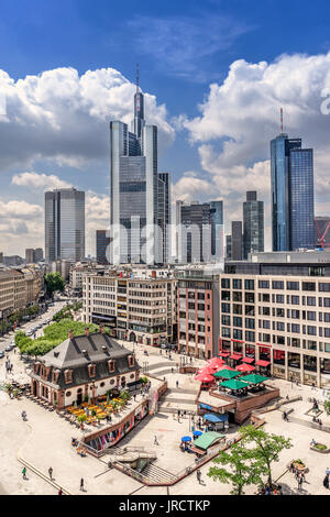 Guardando verso il basso sulla Hauptwache quartiere di Frankfurt am Main Foto Stock