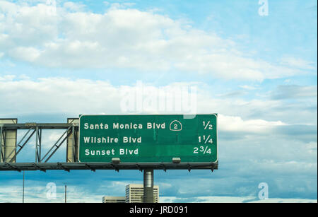 Santa Monica boulevard accedi a Los Angeles freeway, California Foto Stock