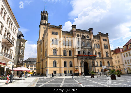 Zittau, Germania. 27 Luglio, 2017. Il sole splende sul municipio di Zittau, Germania, 27 luglio 2017. Foto: Jens Kalaene/dpa-Zentralbild/ZB/dpa/Alamy Live News Foto Stock