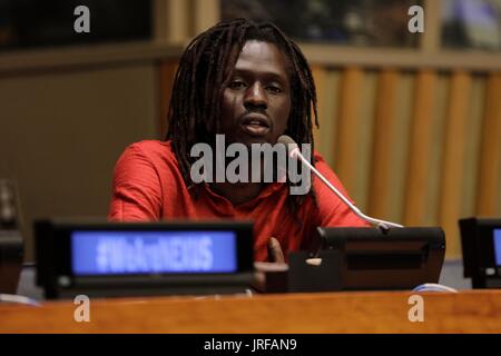 Nazioni Unite, New York, Stati Uniti d'America, 27 Luglio 2017 - musicista e attivista Emmanuel Jal ha partecipato al settimo annuale di Nexus Global Summit sulla filantropia innovative e imprenditore sociale nave oggi presso la sede delle Nazioni Unite a New York City. Foto: Luiz Rampelotto/EuropaNewswire | Utilizzo di tutto il mondo Foto Stock