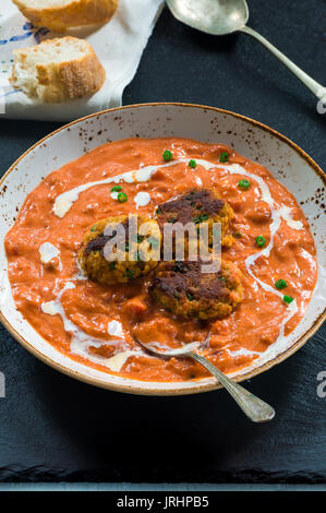 Thai torte di granchio e bisque - elevato angolo di visione Foto Stock