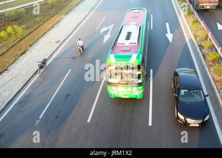 HAI DUONG, Vietnam, novembre 28: traffico in Vietnam in novembre, 28, 2014 di Hai Duong, Vietnam Foto Stock