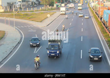 HAI DUONG, Vietnam, novembre 28: traffico in Vietnam in novembre, 28, 2014 di Hai Duong, Vietnam Foto Stock