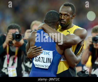 Londra, Regno Unito. 05 Ago, 2017. Justin Gatlin (USA) vince il concorso oltre il favorito Usain Bolt (JAM) presso la IAAF Atletica Campionati del Mondo - Londra 2017 Credit: Mariano Garcia/Alamy Live News Foto Stock