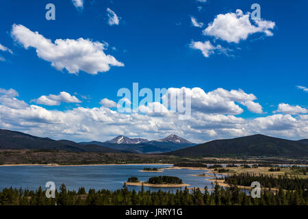 Dillon serbatoio, talvolta indicato come il Lago Dillon, è un grande di acqua fresca serbatoio collocato in Summit County, Colorado ed è un serbatoio per TH Foto Stock