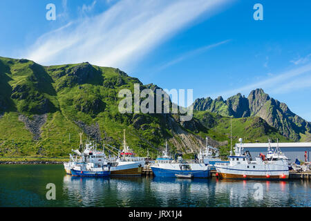 Ballstad sulle isole Lofoten in Norvegia. Foto Stock