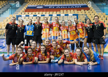 Celje, Slovenia. 05 Ago, 2017. Team Spagna celebra la vittoria di donne del Campionato Europeo match tra la Slovenia e la Spagna a Zlatorog Arena il 5 agosto 2017 in Celje, Slovenia. Credito: Rok Rakun/Pacific Press/Alamy Live News Foto Stock