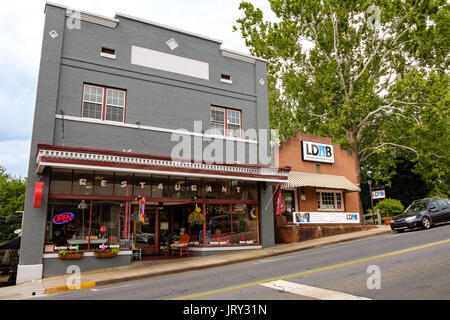 55 East Main Street Brew House & Grill, Hudson edificio Hardware, Luray, Virginia Foto Stock