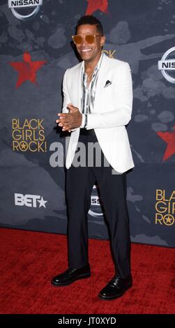 Newark, NJ, Stati Uniti d'America. 5 Ago, 2017. Maxwell presso gli arrivi di BET di Black Girls Rock! 2017, NJPAC, Newark, NJ Agosto 5, 2017. Credito: RCF/Everett raccolta/Alamy Live News Foto Stock