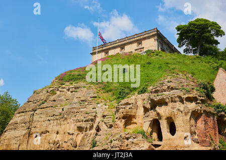 Nottingham Castle sulla sommità del castello di roccia, Nottingham, Nottinghamshire, East Midlands, Inghilterra Foto Stock