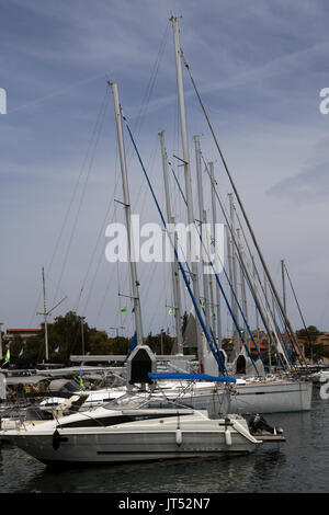 Lavrio Port Attica Grecia Yachts Foto Stock