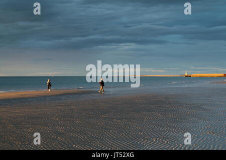 Nairn Beach al tramonto, Scozia Foto Stock