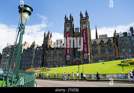 Assemblea generale Hall & New College, facoltà di divinità, Università di Edimburgo, il tumulo, Edimburgo, Scozia, Regno Unito Foto Stock