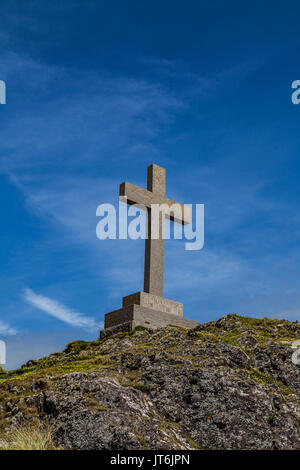 St Dwynwen's Cross, il santo patrono di amanti sull isola di Llanddwyn Angelsey, Regno Unito Foto Stock