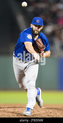 San Francisco, California, Stati Uniti d'America. 07 Ago, 2017. Agosto 07, 2017: Chicago Cubs a partire lanciatore Jake Arrieta (49) di erogazione nella quinta inning, durante una partita MLB tra Chicago Cubs e i San Francisco Giants di AT&T Park di San Francisco, California. Valerie Shoaps/CSM Credito: Cal Sport Media/Alamy Live News Foto Stock