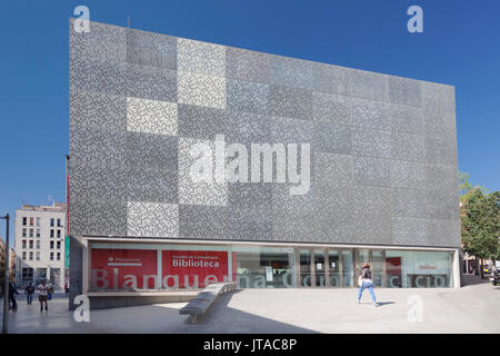 Biblioteca Facultat de Comunicacio, El Raval, Barcellona, in Catalogna, Spagna, Europa Foto Stock