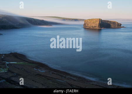 Punto di Castello, Loop di testa, County Clare, Munster, Repbublic dell Irlanda, Europa Foto Stock