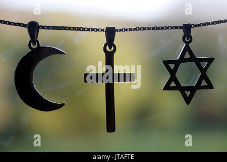 Simboli di Islam, il cristianesimo e il Giudaismo, Eure, Francia, Europa Foto Stock