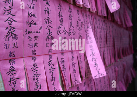 Elenco dei filantropi, Tempio Taoista, Phuoc un Hoi Quan Pagoda, Ho Chi Minh City, Vietnam, Indocina, Asia sud-orientale, Asia Foto Stock