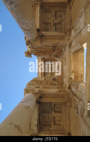 Edificio archeologico di dettaglio in Turchia. Viaggiare a Efeso. Foto Stock