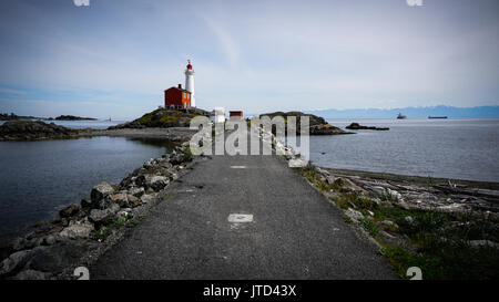 Old Lighthouse vicino Victoria su Vancouver Island in Canada Foto Stock