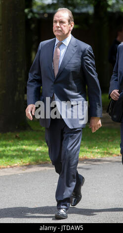 Ex West Yorkshire e Merseyside CHIEF CONSTABLE Sir Norman Bettison arriva a Warrington Corte dei Magistrati dove egli affronta le tasse a seguito di una indagine sul disastro di Hillsborough e le sue conseguenze. Foto Stock