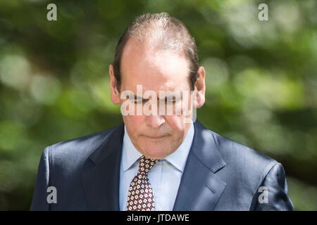 Ex West Yorkshire e Merseyside CHIEF CONSTABLE Sir Norman Bettison arriva a Warrington Corte dei Magistrati dove egli affronta le tasse a seguito di una indagine sul disastro di Hillsborough e le sue conseguenze. Foto Stock