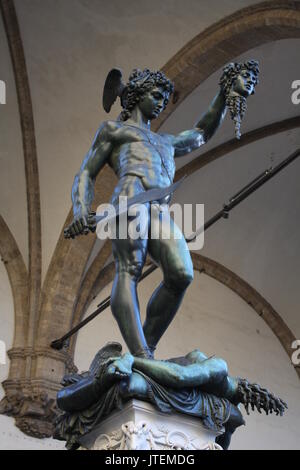 Dettagli sulla statua di Perseo con la testa di Medusa di Firenze, Italia. Foto Stock