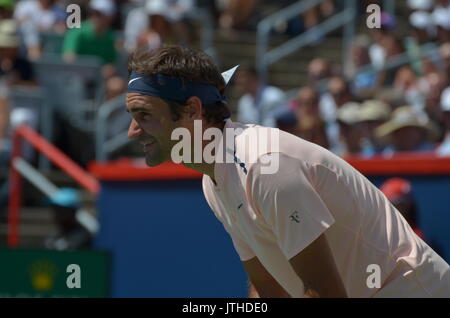 Montreal, Canada. 09Aug, 2017. Agosto 9, 2017 - Montreal, Quebec, Canada - Roger Federer vince il 2° round match contro PETER POLANSKY di Rogers Cup 2017 Credit: Vlad Russia/Alamy Live News Foto Stock