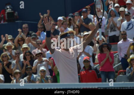 Montreal, Canada. 09Aug, 2017. Agosto 9, 2017 - Montreal, Quebec, Canada - Roger Federer vince il 2° round match contro PETER POLANSKY di Rogers Cup 2017 Credit: Vlad Russia/Alamy Live News Foto Stock