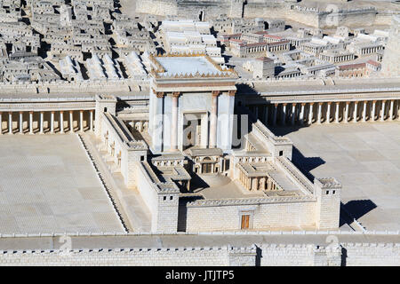 Modello di antica Gerusalemme al Tempo del secondo tempio. Concentrandosi sul tempio sul Monte del Tempio che mostra le case in background. Foto Stock
