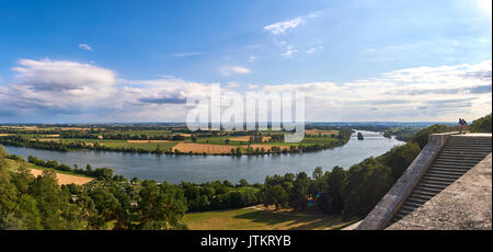 Valle del Danubio panorama dal famoso tempio Walhalla vicino a Regensburg, Baviera, Germania. Foto Stock