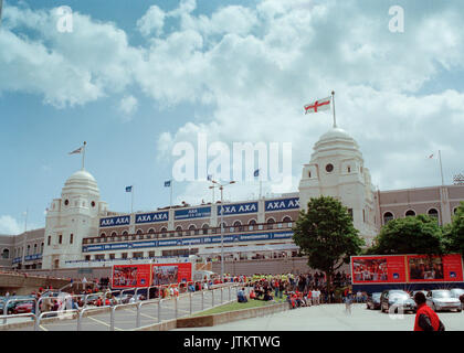 Raro stock foto del vecchio stadio di Wembley (Twin Towers) Foto Stock
