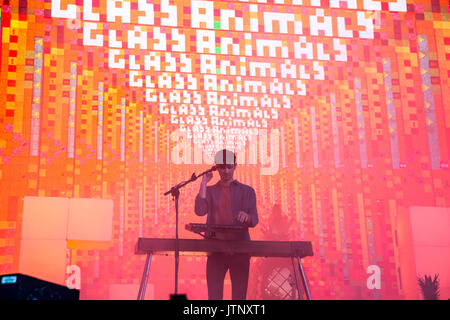 Animali in vetro di eseguire presso il panorama della città di New York Foto Stock