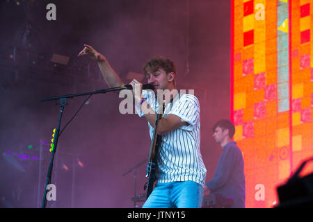 Animali in vetro di eseguire presso il panorama della città di New York Foto Stock