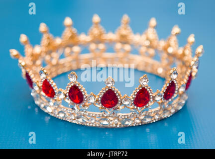 Un letto King o Queen's Golden Crown Foto Stock
