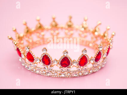 Un letto King o Queen's Golden Crown Foto Stock