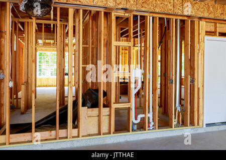 Il telaio o la costruzione di una casa di base di un cablaggio elettrico Foto Stock